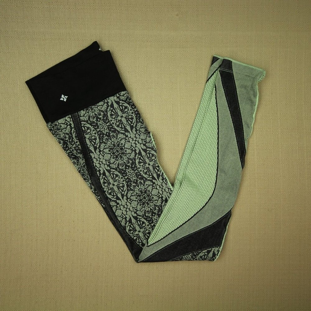 Nux Cropped Leggings Women's Size XS Pull On Green Black Activewear NWOT - Picture 1 of 7